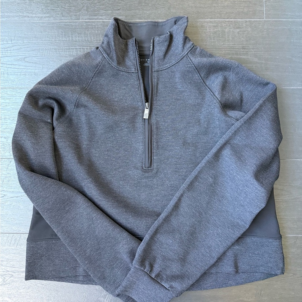 Travis Mathew Women’s Zip Up Sweatshirt